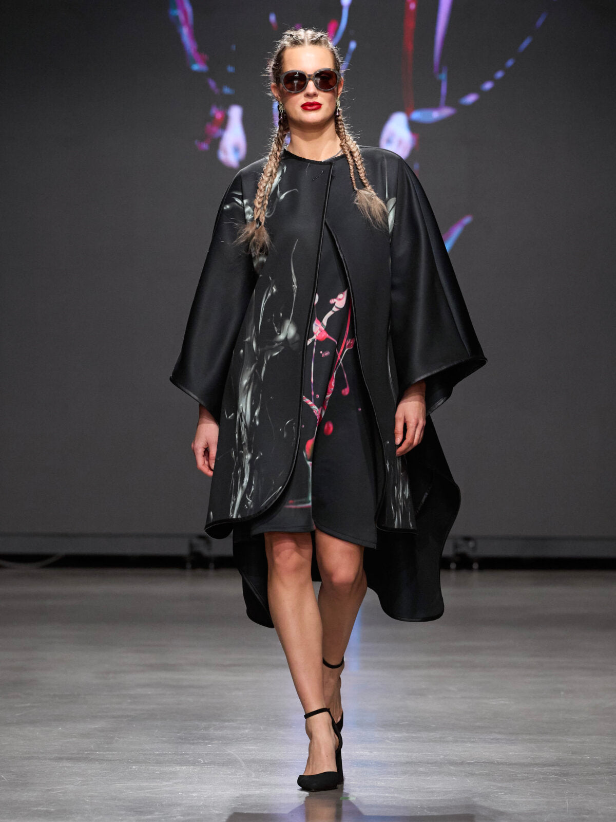 Mantle Coat & Dress Set – TOSA Lab